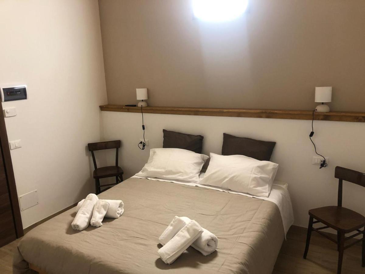 Amandola Agriturismo Nonnu Lui' מראה חיצוני תמונה